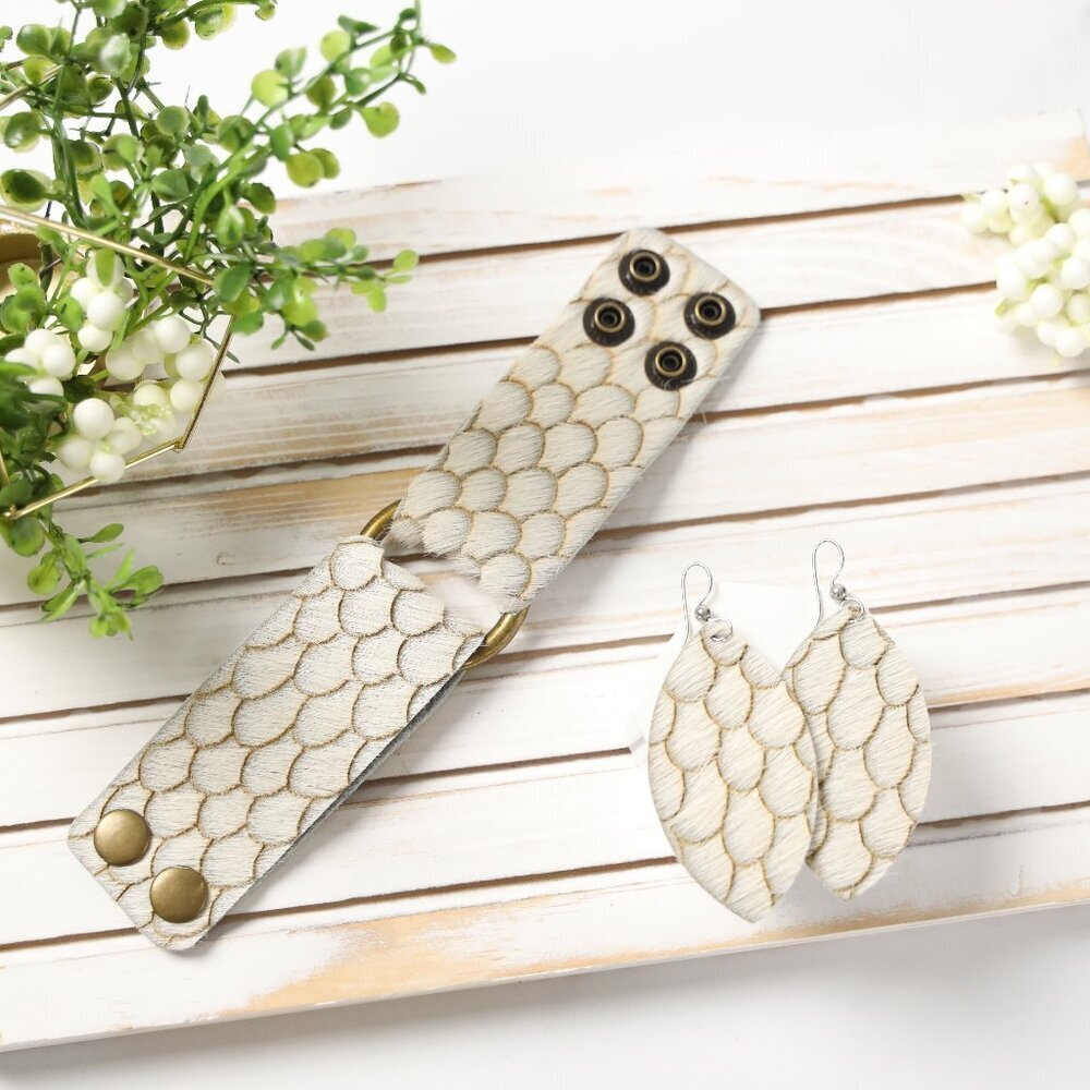 Keva Scalloped in Taupe and Cream Leather Earrings and Cuff Bracelet - NWOT